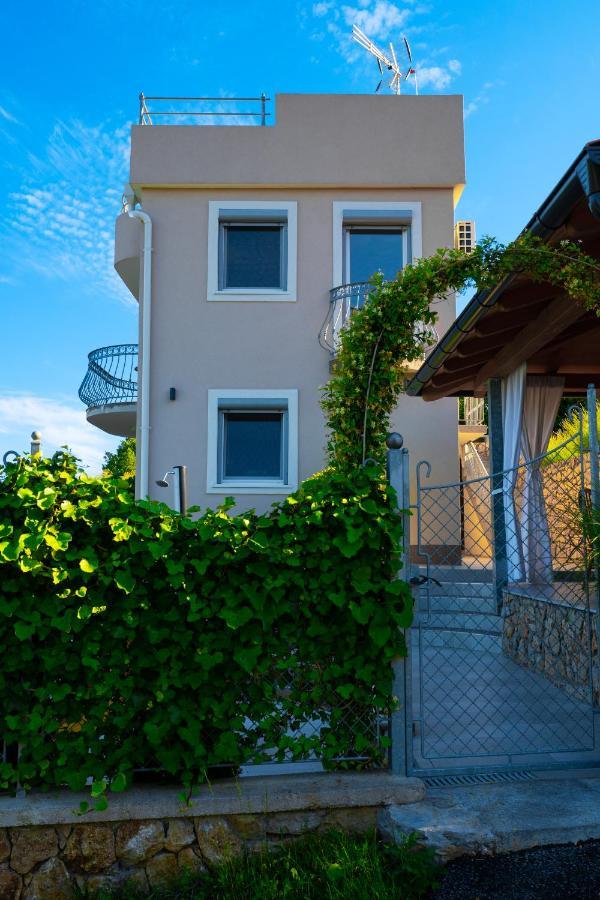 Nera Holiday home *